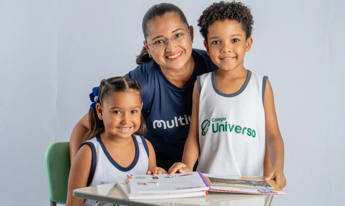 Alunos e professora Universo